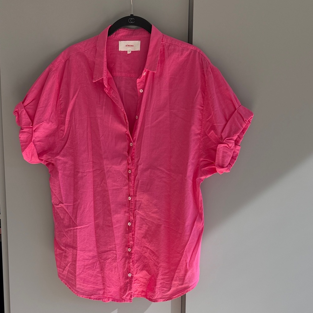 XiRENA Hot Pink Button-Up Short Sleeve Blouse